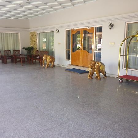 Hotel Juno Pakokku Экстерьер фото